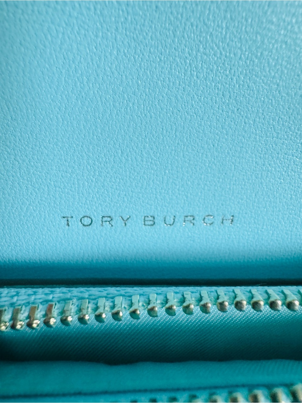 Tory Burch Kira Chevron Leather WOC Chain Wallet WOC Celeste Turquoise Aqua Blue - Picture 5 of 10